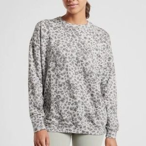 Athleta Studio to Street Grey Leopard Print Sweatshirt XXS (runs big)